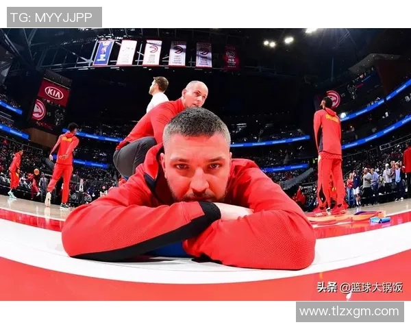 足球球星甜蜜恋情曝光珠海女友温柔陪伴成焦点